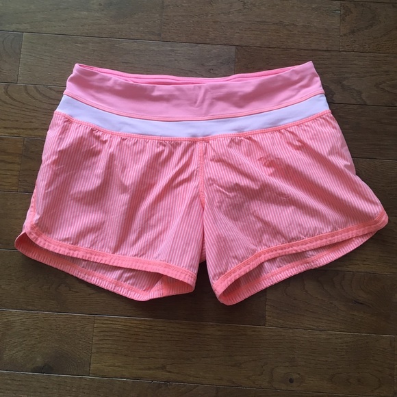 🧡Lululemon Groovy Run Short-PopOrange🧡 - Picture 4 of 9